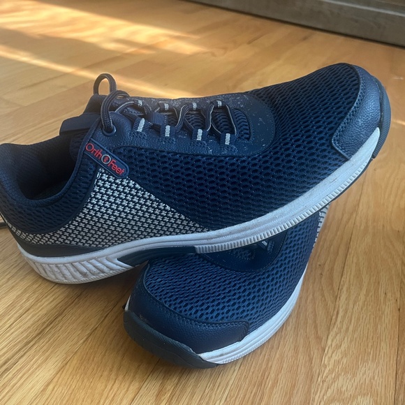 - orthofeet shoes - Picture 4 of 5